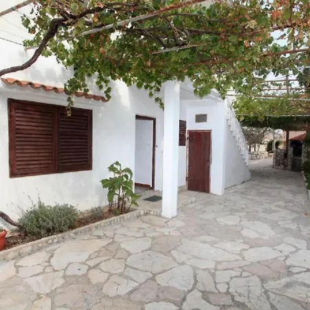 Marko - 70m From The Sea Pag Town