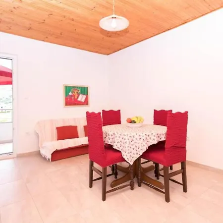 Apartamento Marko - 70m From The Sea