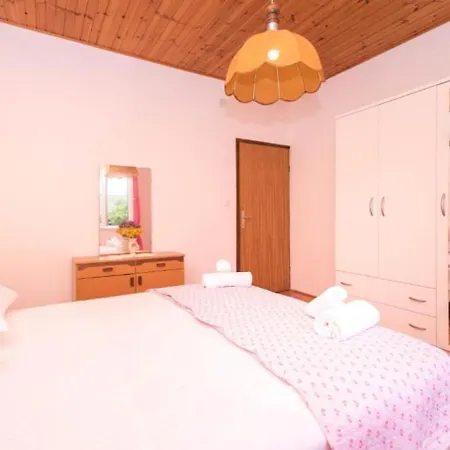 Apartment Marko - 70m From The Sea *