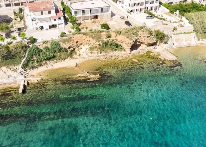 Marko Apartment Pag Town